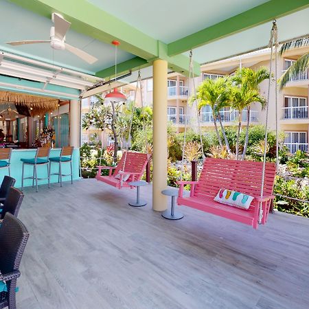 The Grand Caymanian Resort Джордж Таун Екстериор снимка