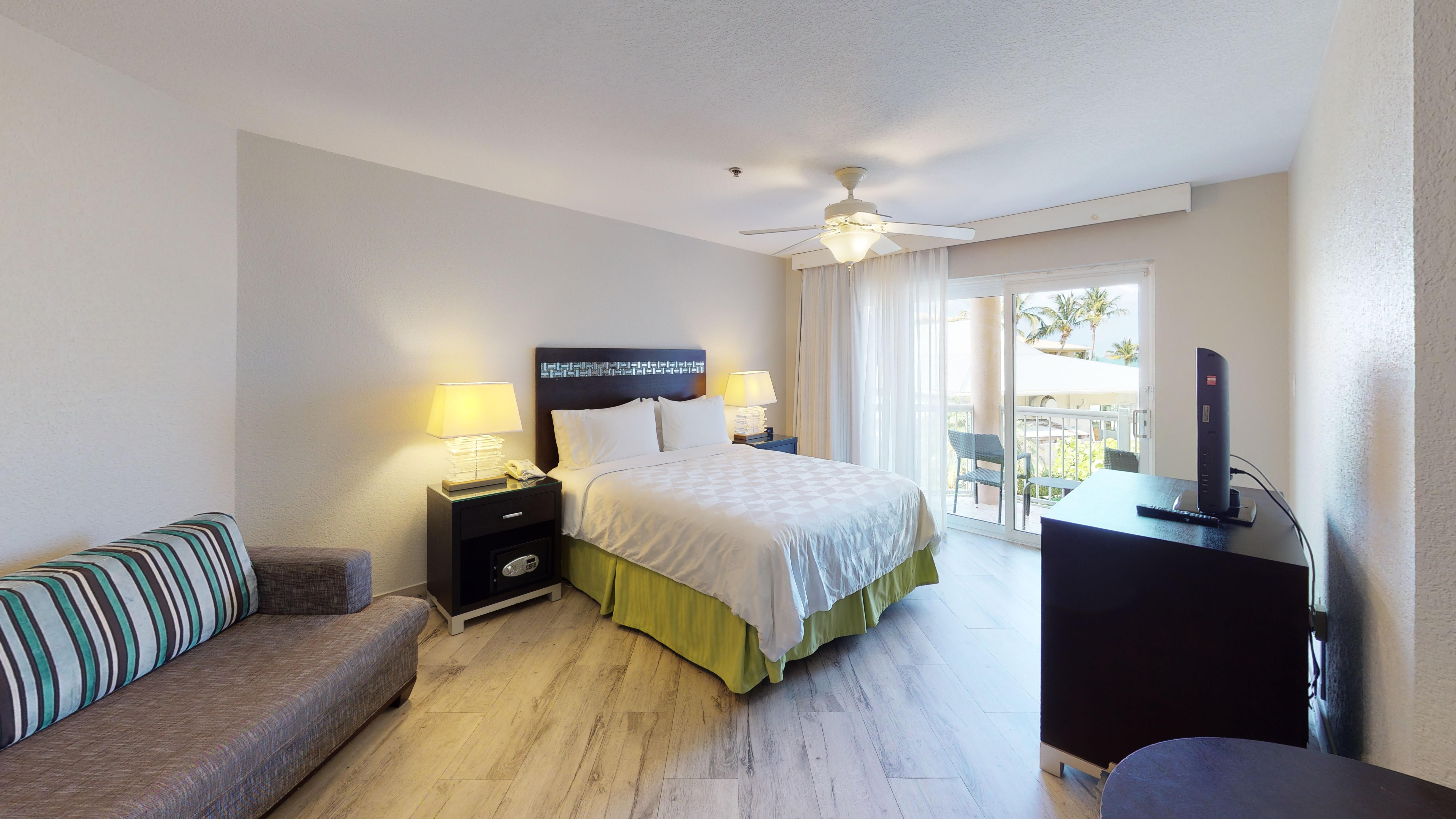 The Grand Caymanian Resort Джордж Таун Екстериор снимка