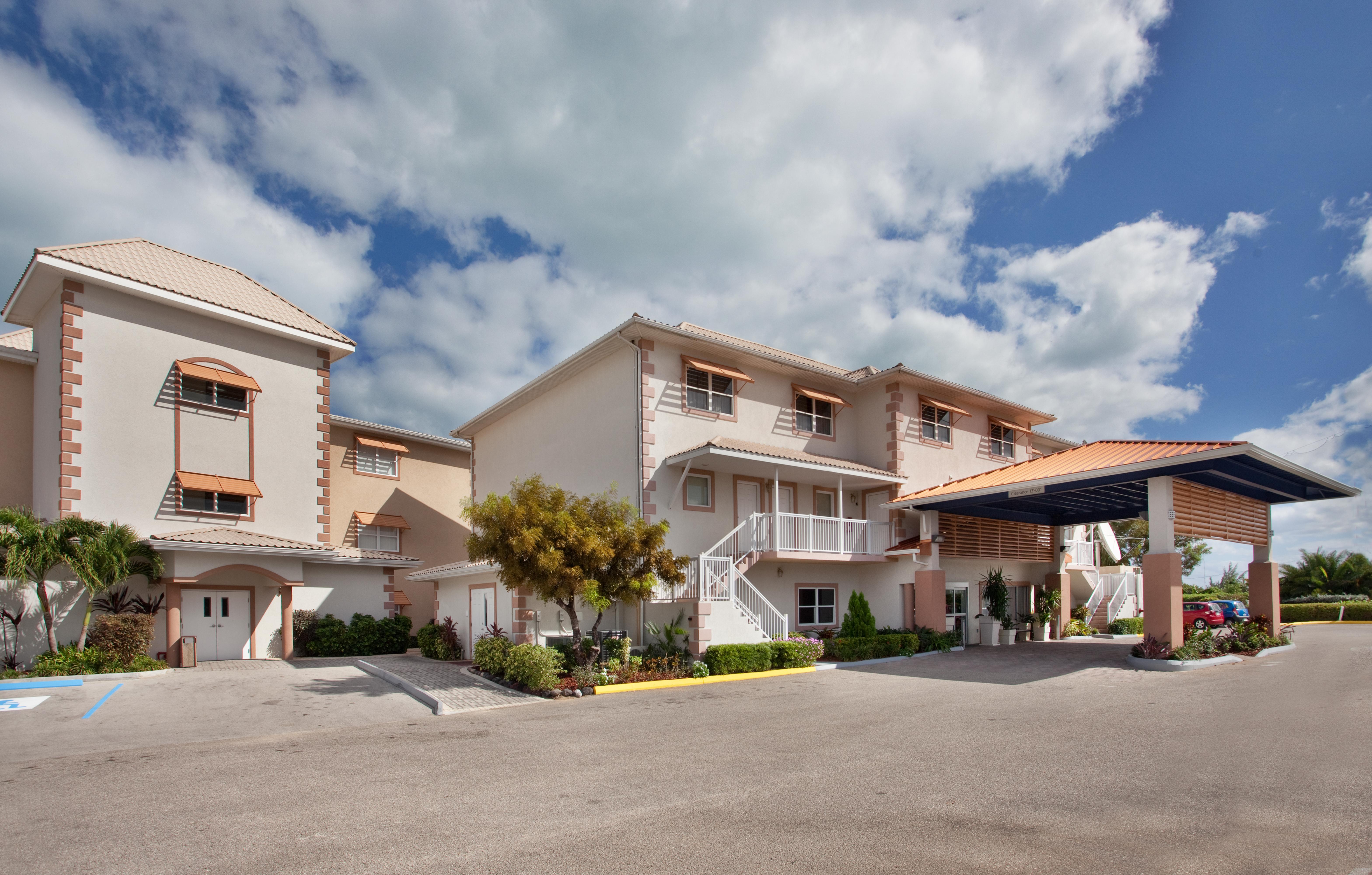 The Grand Caymanian Resort Джордж Таун Екстериор снимка