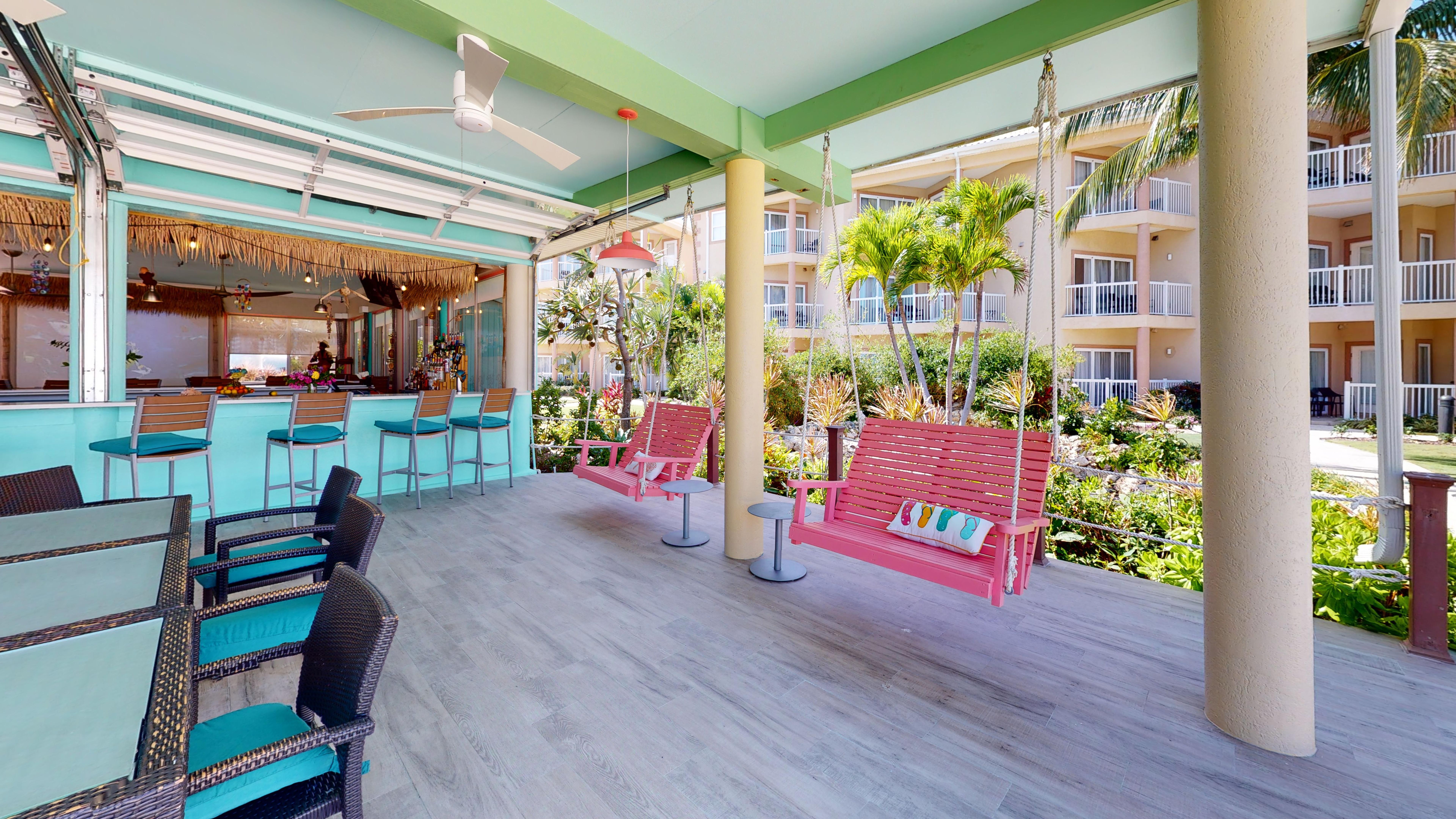 The Grand Caymanian Resort Джордж Таун Екстериор снимка