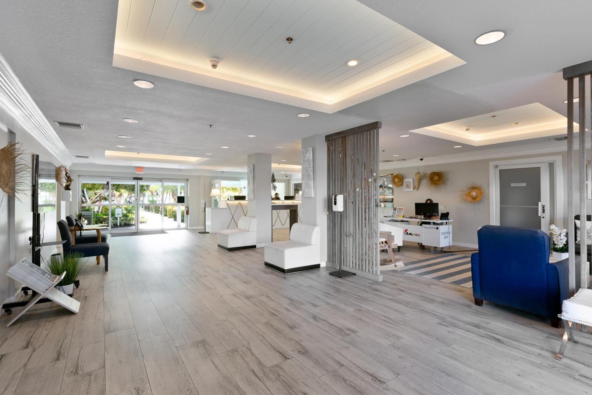 The Grand Caymanian Resort Джордж Таун Екстериор снимка
