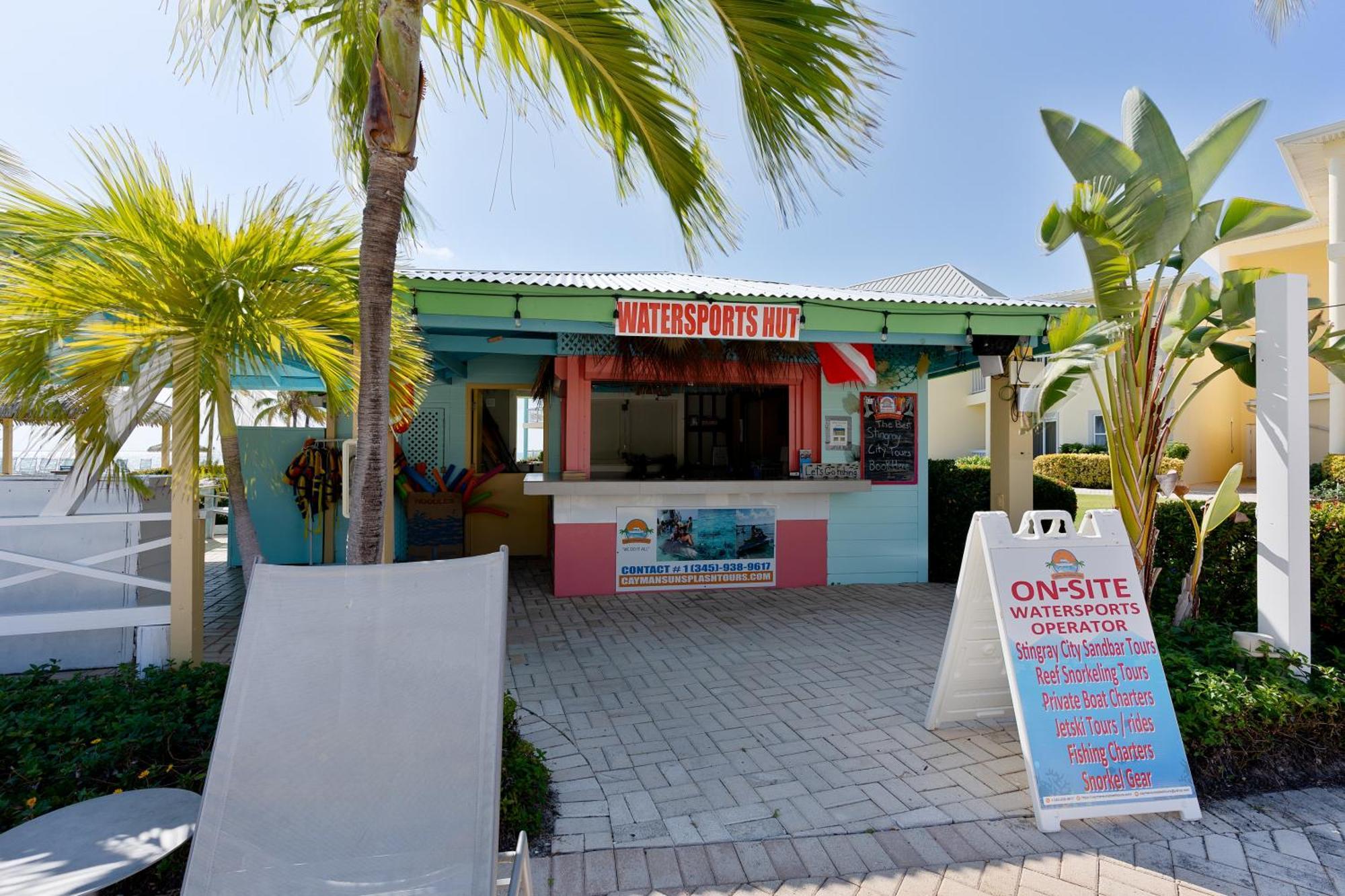 The Grand Caymanian Resort Джордж Таун Екстериор снимка